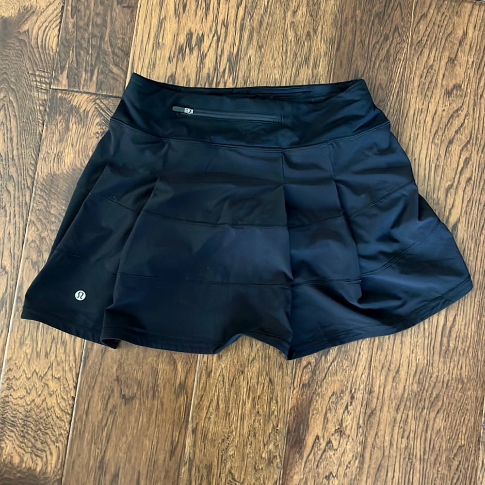NWOT black lululemon pace rival skirt